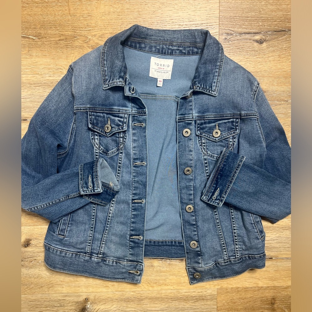 Torrid Classic Blue Denim Jacket 00